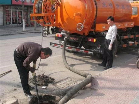 伽师清掏化粪池，健康生活从这里开始